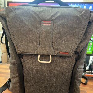 Peak Designs Everyday Backpack Gray 20L